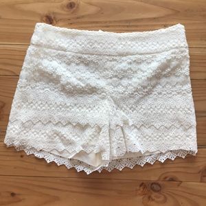 Loft lace Riviera shorts size 4 NWT